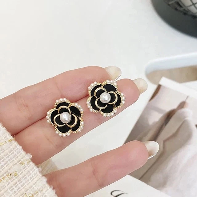 Black Rose Rhinestone Earrings - Image 3