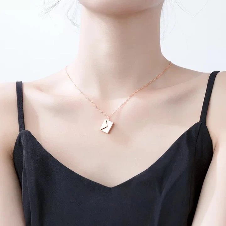 LOVE LETTER NECKLACE - Image 9