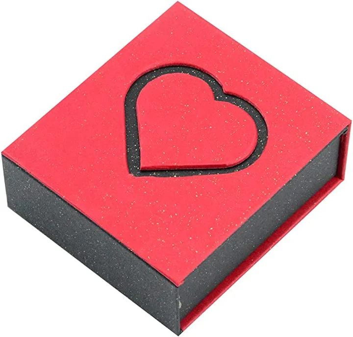Magnetic Heart Box - Image 2